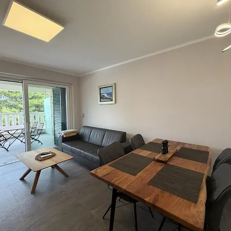 Apartman Two Bedroom Sea View