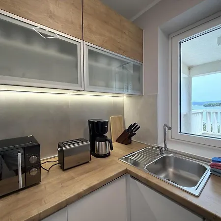 Two Bedroom Sea View *