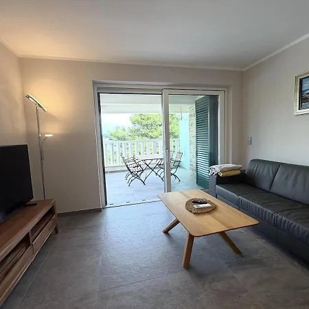 Two Bedroom Sea View Mrljane